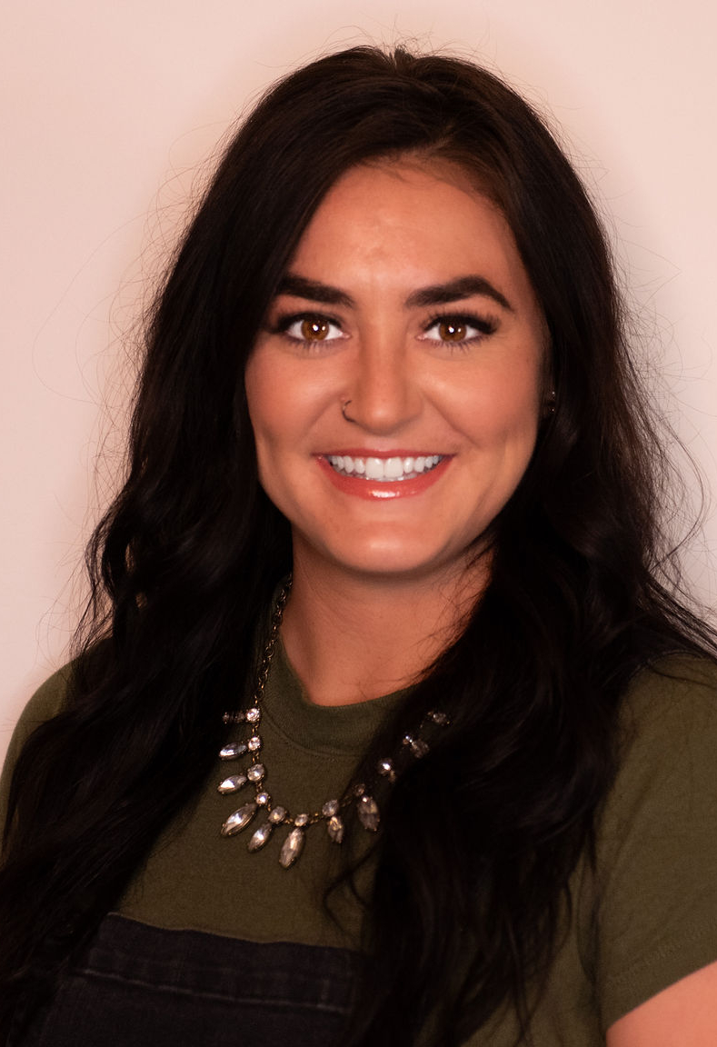 Aspen Raguso - Hairstylist photo