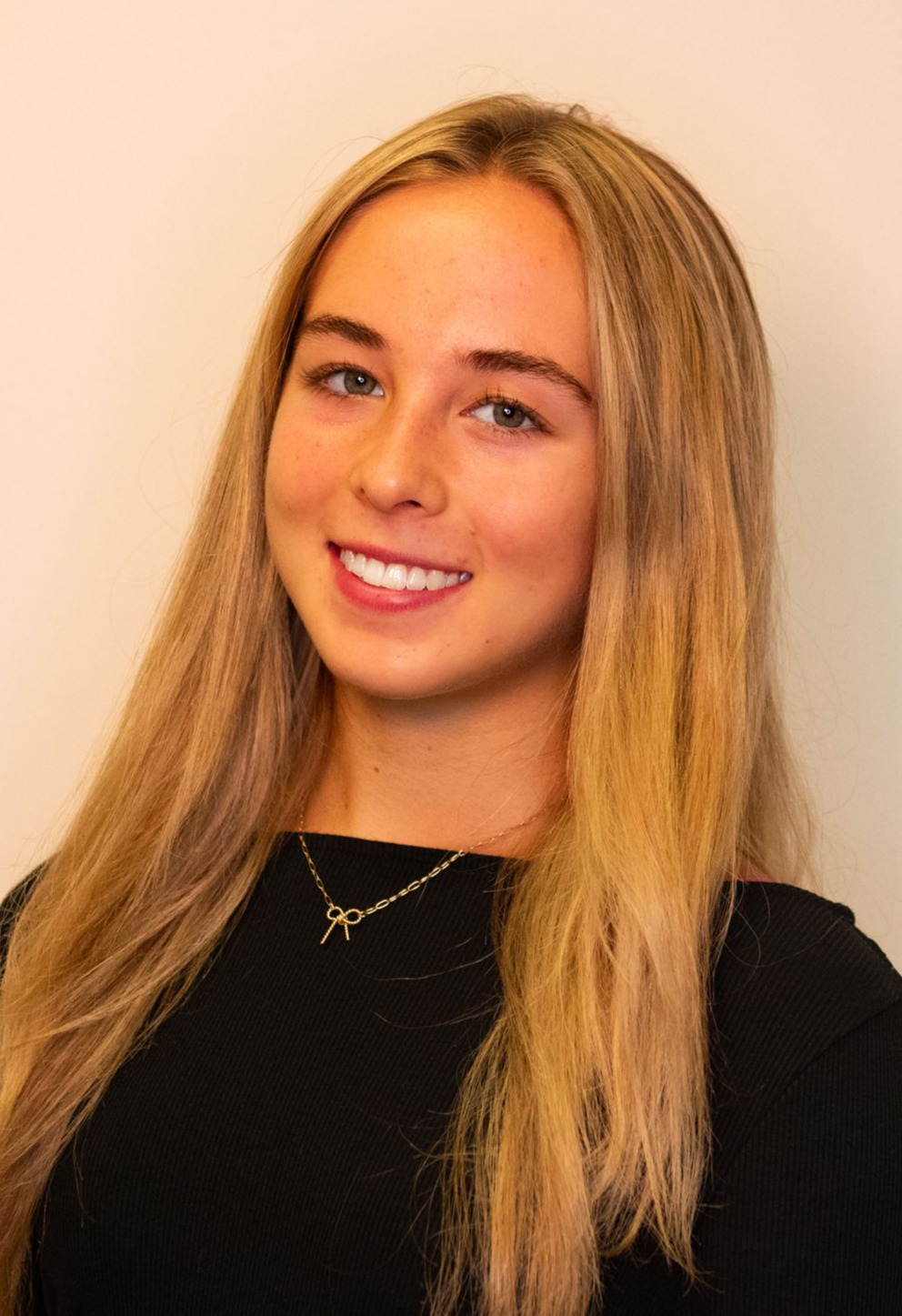 Olivia Croftchik - Front Desk Team Member photo